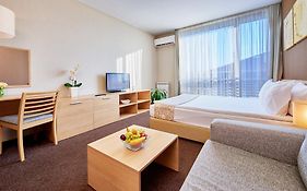 Lucky Bansko Aparthotel Spa & Relax